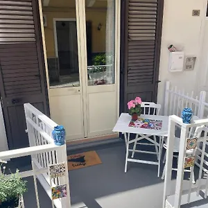 Holiday home Ninni House 